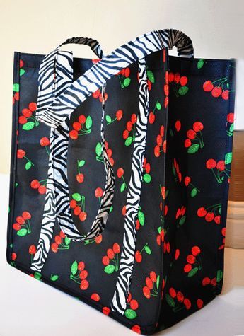 Grocery Bag Pattern, Shopping Bag Pattern, Tote Bags Sewing, Sewing Purses, Patchwork Bags, Bag Patterns To Sew, Bags Tutorial, Sewing Projects For Beginners, Purim