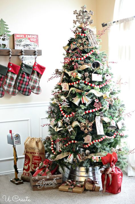 A Country Christmas Tree by U Create Country Christmas Tree, A Country Christmas, Country Christmas Trees, Red Christmas Decor, Pom Garland, Gold Christmas Decorations, Cool Christmas Trees, Pom Pom Garland, Rustic Christmas Tree