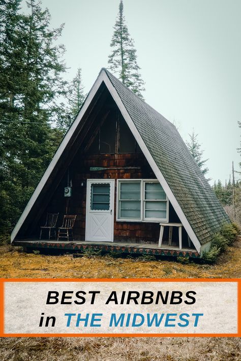 The best Airbnbs in the Midwest include treehouses, cabin rentals, and luxury stays in the countryside. From group trips and family reunions to romantic retreats tucked in nature, there's truly something for everyone in this part of the US. Here are the coolest Airbnbs in the Midwest for all types of travelers and budgets! #Midwest #USATravel #VacationRentals #BucketList Midwest Vacations, House Minimalist, Treehouse Cabins, Cabin Vacation, Live Big, Romantic Retreat, Luxury Cabin, Minimalist House Design, Luxury Rentals