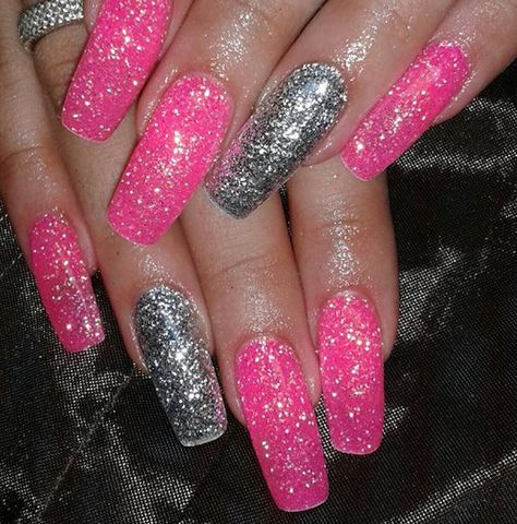 Hot Pink And Silver Nails, Fuschia Nails, Pink And Silver Nails, Unique Acrylic Nail Designs, Nail Art French, Pink Nail Art Designs, Nails With Glitter, Metallic Nail Art, Silver Glitter Nails