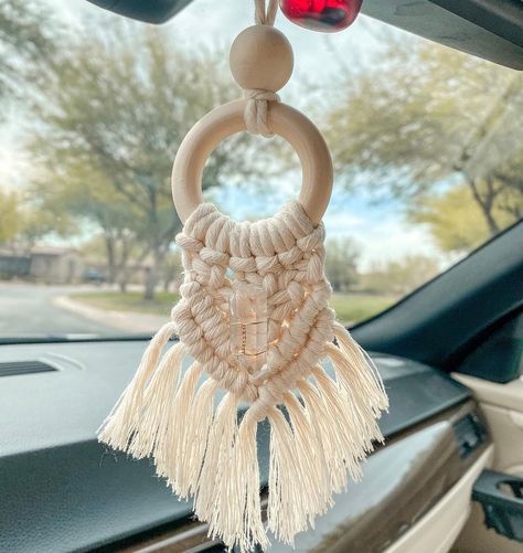 Macrame Crystal Car Hanger, Crystal Car Charms, Boho Keychain, Car Hangers, Mini Macrame, Boho Accessories, Diy Car, Stylish Work Outfits, Crystal Charm