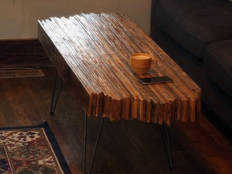 Pallet Wood Coffee Table, Wood Table Diy, Coffee Table Plans, Garden Coffee Table, Western Furniture, Diy Coffee Table, Wood Pallet Projects, Wood Coffee Table, Diy Coffee