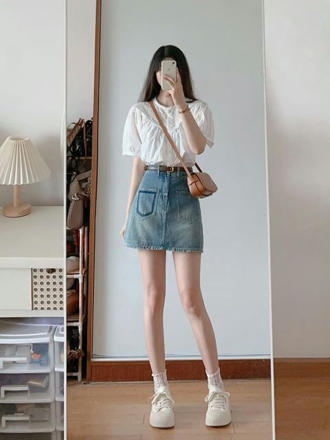 Fashion Design Collection, Korean Casual Outfits, Casual Day Outfits, Easy Trendy Outfits, Ulzzang Fashion, Petite Outfits, Korean Outfits, Elegant Outfit, Asian Fashion