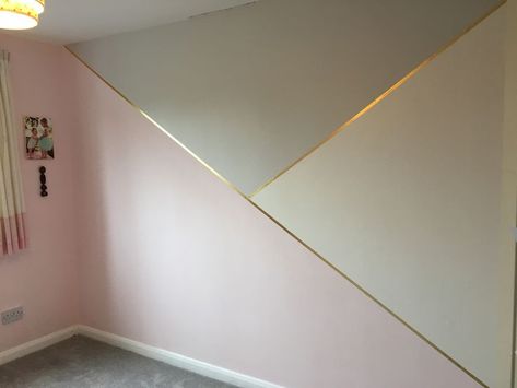 Wall Panels Ideas, Pink Accent Walls, Gold Washi Tape, Room Color Combination, Feature Wall Bedroom, Girl Bedroom Walls, Room Wall Painting, Bedroom Wall Designs, Kids Bedroom Designs