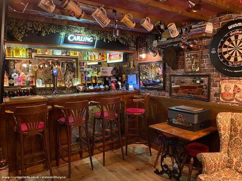 The Cutty Sark Pub, Pub/Entertainment, Kent owned by Lee Johnson #pubshed owned by Lee Johnson | #shedoftheyear | Readersheds Irish Pub Home Bar, Old Pub Interior, Garage Pub Ideas, Old Irish Pub Interior, Shed Pub Ideas, Pub Decor Ideas, Irish Pub Basement, English Pub Interior, English Pub Decor