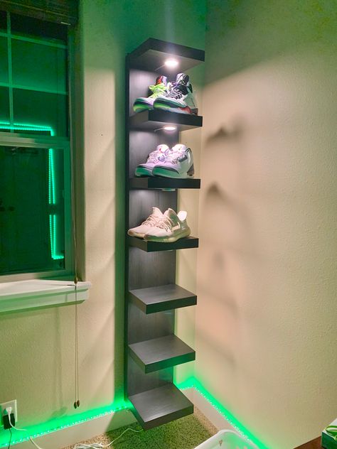 Standing Shoe Shelf, Shoe Shelves On Wall With Led Lights, Shoes On Floating Shelves, Shelf For Shoes Ideas, Shoe Shelf With Led Lights, Dope Shoe Rack, Aesthetic Shoe Shelf, Custom Shoe Racks Shelves, Shoe Display Shelf