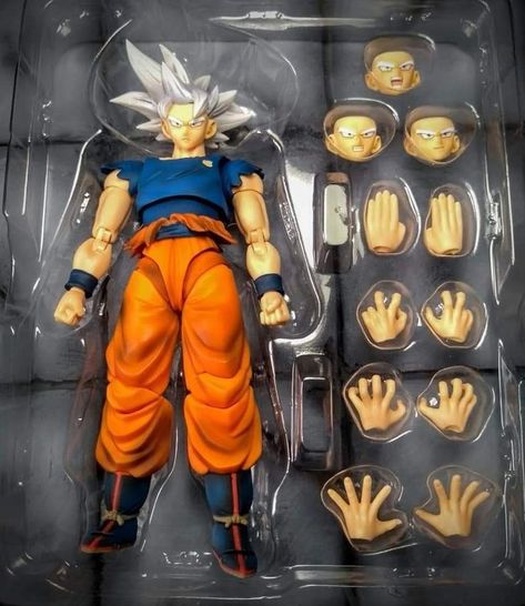 Goku Toys, Dbz Toys, Spiderman Action Figure, Goku Y Vegeta, Goku Ultra Instinct, Marvel Legends Action Figures, Ball Drawing, Dragon Ball Super Wallpapers, Anime Stars