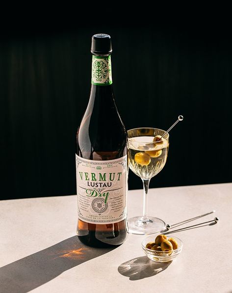 Drink of the Week: Lustau Dry Vermouth 
https://imbibemagazine.com/drink-of-the-week-lustau-dry-vermouth/ #SpiritsofInstagram #CocktailHour Vermouth Sauce, Sweet Vermouth, Martini Without Vermouth, Sweet Vermouth Cocktails, Gin Drinks, Dry Vermouth, Training Kit, London Dry Gin, Dirty Martini