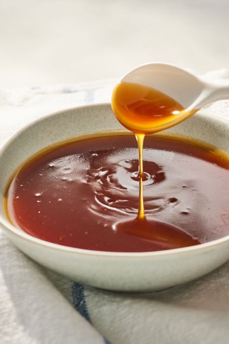 Sweet and Sour Sauce Homemade Sweet And Sour Sauce Recipe, Sweet And Sour Sauce Recipe, Homemade Sweet And Sour Sauce, Sweet N Sour Sauce Recipe, Spring Roll Sauce, Honey Sriracha Sauce, Sweet Sour Sauce, Spice Rubs, Philippines Recipes