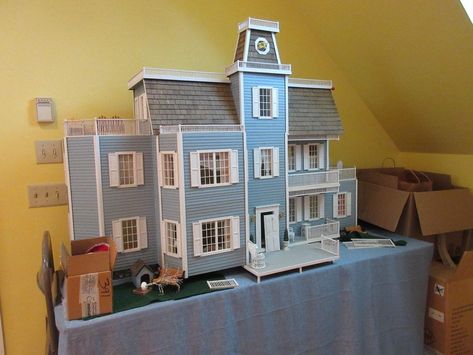 Alison Jr Dollhouse Ideas, Alison Jr Dollhouse, Victorian Dollhouse, Lazy Susan, Miniature Houses, Miniature Crafts, Hand Built, Miniature Dolls, New England