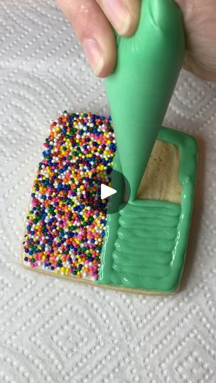 84K views · 644 reactions | Let’s create a football stadium cookie! 🏈#kizmitbakeshop #football #footballseason #bakery #decoratedcookies | Kizmit bake shop | Kizmit bake shop · Original audio Football Field Cookies Decorated, Football Cookie Cake Designs, Football Field Cookies, Cookie Cake Football Designs, Football Stadium Cookies, Fantasy Football Cookies, Football Cookies, Football Stadium, Cookie Tutorials