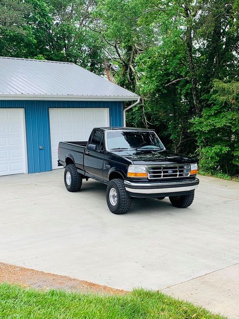 1990 Ford F150 Lifted, 95 Ford F150, Pickup Trucks Toyota, Ford F150 Custom, Ford Obs, Obs Ford, Pickup Trucks For Sale, Single Cab Trucks, Ford Diesel