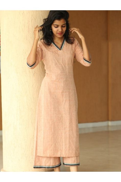 Khadi Kurta Palazzo Handloom Dress, Indian Clothes Women, Palazzo Kurta, Khadi Kurta, Floral Dresses With Sleeves, Stylish Kurtis Design, Churidar Designs, Simple Kurta Designs, Designer Kurti Patterns