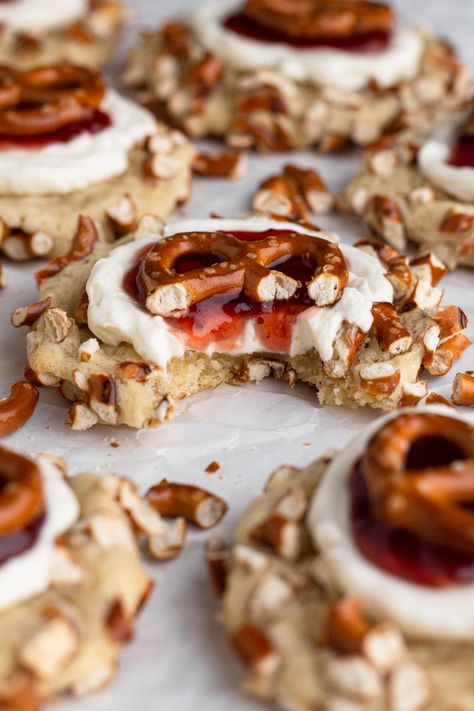 Strawberry Pretzel Salad Cookies, Strawberry Pretzel Cookies, Pretzel Pie, Strawberry Sugar Cookies, Salty Cookies, Pretzel Cookies, Strawberry Pretzel Salad, Strawberry Pretzel, Pretzel Salad