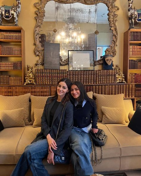 When the Panday sisters took on Paris all decked in Chanel ✨ Ahh seeing these two living it up in Paris is giving all of us major FOMO 💖 [Ananya Panday, Rysa Panday, Celeb news, Celeb updates, Bollywood movie, Paris, Chanel, Bollywood updates, Bollywood fans, Bollywood gossip, Bollywood actor, mamaraazzi] Rysa Panday, Alanna Panday, Paris Chanel, Ananya Panday, Bollywood Updates, Bollywood Gossip, Bollywood Movie, Bollywood Actors, All Of Us