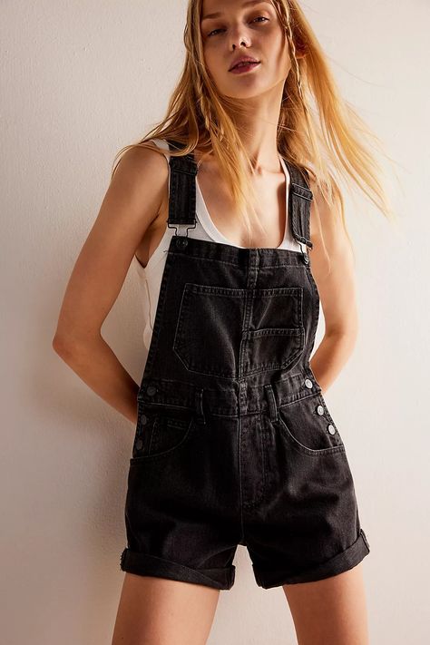 We The Free Ziggy Shortalls | Free People Ziggy Shortalls, Short Overalls Outfit, Overalls Outfit Short, Black Short Overalls, Free People Overalls, Overalls Outfit, Denim Overalls Shorts, Black Overalls, Denim Overalls