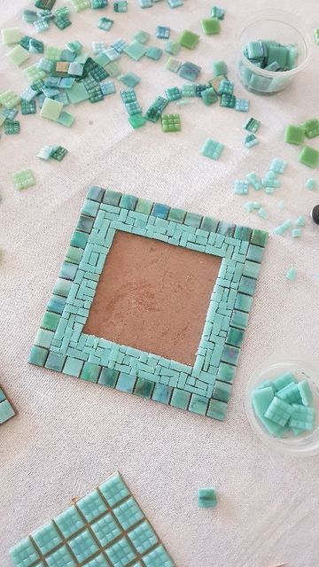 Mosaic Picture Frames, Tile Art Diy, Mosaic Ideas Beginner, Mosaic Frames, Easy Mosaic, Mosaic Tiles Crafts, Mosaic Art Diy, Mosaic Portrait, I Am Waiting