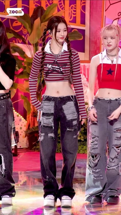 KpopThinspo ♡ on X: "Nmixx’s Sullyoon https://t.co/ssq6JazdLp" / X Kpop Female Stage Outfits, New Jeans Stage Outfit, Kpop Idol Body Type, Kpop Fits, High Fashion Couture, Kpop Concert Outfit, Pop Outfits, Band Outfits, Love Me Like