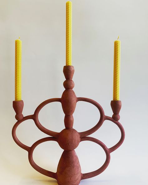 Ceramic Candleabra Ideas, Clay Candle Holders Diy, Candle Holder Sculpture, Clay Sculpture Candle Holder, Ceramic Candlesticks Handmade, Candelabra Ceramic, Clay Objects, Clay Candle Holders, Multiple Candles