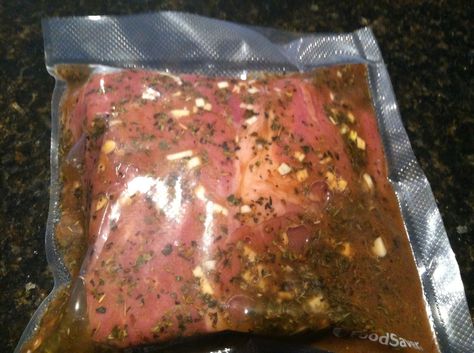 DELICIOUS Steak Marinade!!!  I marinated steaks overnight and then broiled them in the oven, sliced and put on top of salad for lunch @ work!! YUM London Broil Marinade, London Broil Recipes, Meat Marinade, London Broil, Marinade Sauce, Marinated Steak, Lunch Salads, Beef Dinner, Crock Pot Cooking