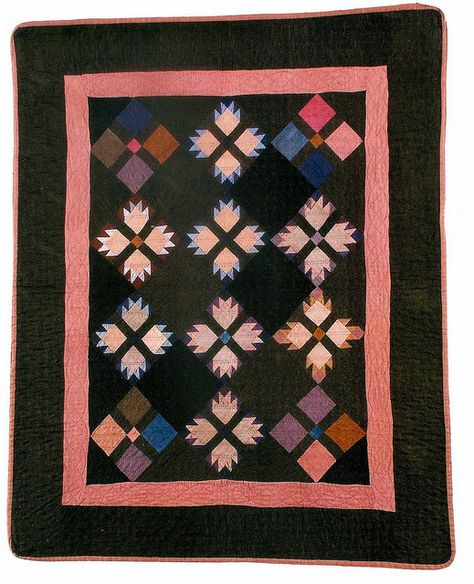 Amische Quilts, Mennonite Quilts, Amish Quilt Patterns, Gees Bend, Amish Style, Crib Quilts, Bear Paw Quilt, Amish Quilt, Doll Quilts