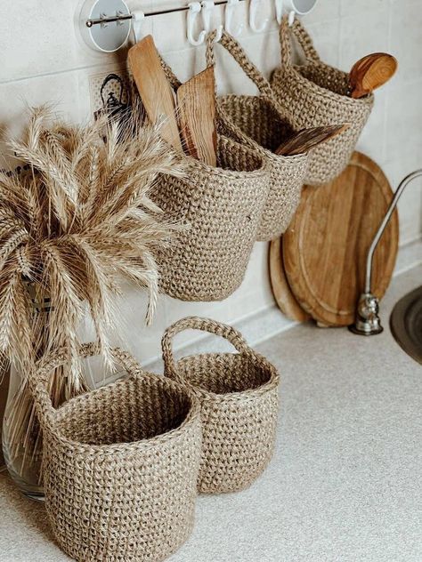 Hanging Wall Baskets, Wall Planters Indoor, Crochet Hanging, Jute Basket, Woven Baskets, Great Gifts For Mom, Christmas Mom, Crochet Basket, Crochet Home