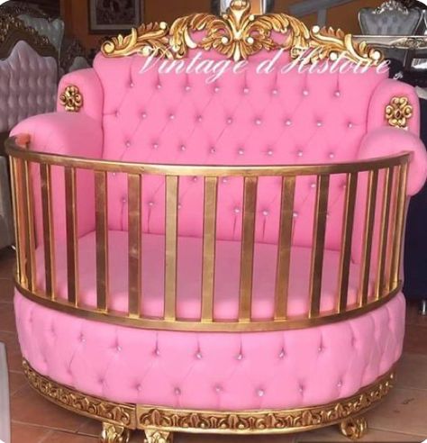 Luxury Baby Nursery, Luxury Baby Room, Luxury Nursery, Idee Babyshower, Newborn Mom, Baby Room Themes, Girl Nursery Room, Baby Room Inspiration, Living Room Design Ideas