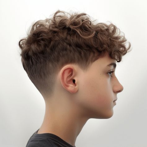 Wavy Top Haircut Men, Short Curly Hairstyles Boys, Boy Hair Cuts Curly Hair, Curly Top Fade Boys, Short Curly Boys Haircut, Boys Wavy Haircuts Kids, Boys Haircut Wavy Hair, Boys Wavy Haircut, Boy Haircut Curly Hair