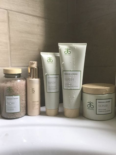 Did you know it only takes 26 seconds for the chemicals in your products to enter into your bloodstream. Use Arbonnes Vegan, cruelty free, OU kosher, low glycemic, non GMO products that are good for you, and the planet 💞💪🏼🌿🍏 Arbonne Opportunity, Arbonne Party, Arbonne Marketing, Arbonne Skin Care, Arbonne Nutrition, Arbonne Consultant, Arbonne Makeup, Arbonne Business, Skin Care Business