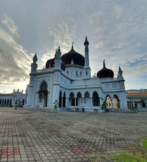 Masjid Zahir, Alor Setar, Kedah, Malaysia. Kedah Malaysia, Alor Setar, Taj Mahal, Building, Travel, Design