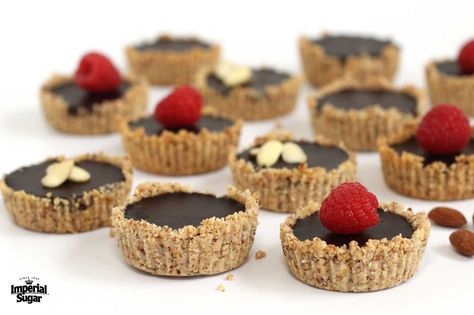 Almond Tarts, Incredible Desserts, Chocolate Chip Cookie Pie, Chocolate Tarts, Almond Crust, Almond Cookie, Ganache Filling, Milk Chocolate Ganache, Easy Oatmeal