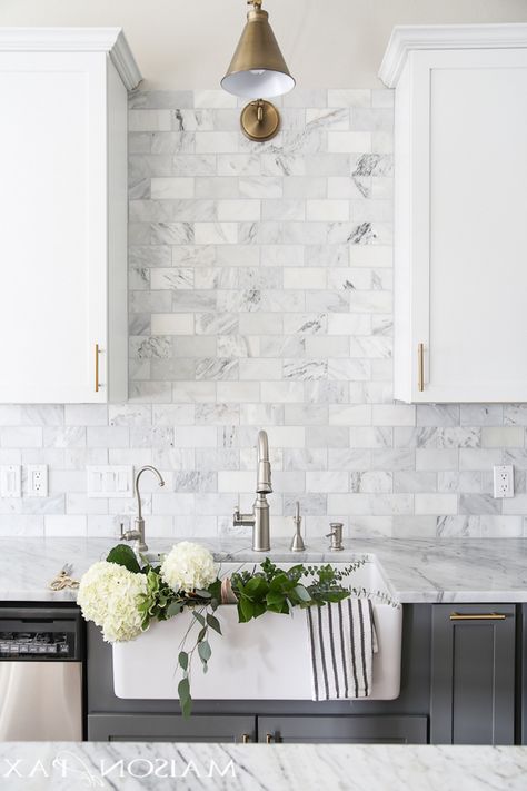 gray cabinets with marble countertops tiles in different shades of gray and white kitchen tile backsplash ideas Modern Kitchen Backsplash, White Kitchen Backsplash, Marble Subway Tiles, Grey Backsplash, Kitchen Backsplash Designs, Tuscan Kitchen, Tile Countertops, Marble Backsplash, Backsplash Designs