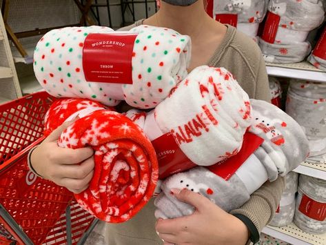 Christmas Throw Blanket Target, Target Christmas Blankets, Target Christmas Blanket, Preppy Christmas Blanket, Blankets Christmas, Christmas At Target, Winter Blanket, Blanket Christmas, Christmas Blankets Aesthetic