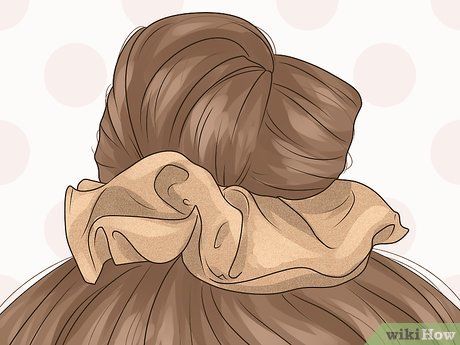 Learn how to do creative scrunchie hairstyles like a slick bun, bubble ponytail, high ponytail, half-up, messy bun, braid, space buns, and more! Half Up Scrunchie Hairstyles, Scrunchie Bun Hairstyles, Braid Space Buns, Giant Scrunchie, Scrunchie Bun, Ponytail High, Slick Bun, Bun Scrunchie, Bun Braid