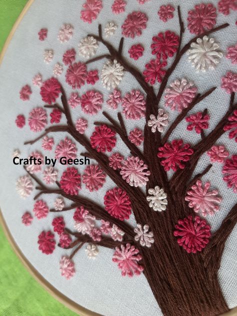 Pistil Stitch Embroidery Designs, Pistil Stitch Embroidery, Tree Hand Embroidery, Pistil Stitch, Flower Trees, Tree Embroidery, Textile Art Embroidery, Stitch Flowers, Hand Embroidery Tutorial