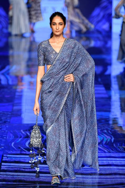 Best  Wedding Pickups from Lakme Fashion Week  #bride #indianbride #shaadisaga #allthingsbridal  #bridaloutfit  #lehenga  #lehengagoals  #celebrityoutfit #designeroutfit #sangeetoutfit #designerwear Runway Saree, Lakme Fashion Week Saree, Lakme Fashion Week 2020, Silk Saree Blouse Designs, Indian Saree Blouses Designs, Elegant Blouse Designs, Unique Blouse Designs, Designer Saree Blouse Patterns, Saree Blouse Designs Latest