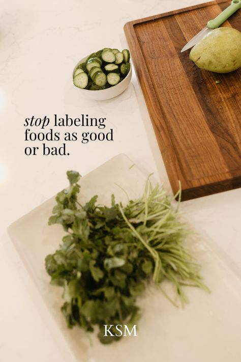 Do you label your foods as healthy, unhealthy, good, or bad? ⁠ ⁠ Do you say, "I should" or "I shouldn't"? Do you think or say I am being "bad"? It's okay if you do, but it's not okay if you continue. ⁠ ⁠ Rule #2 of my six simple rules says to eat what you love and make sure the food loves you back. The cultural rules we have already placed on ourselves stop us from following this rule. It's a limitation. ⁠Tap to work with a Nutrition Therapist who helps you heal your relationship with food. Healthy Food Instagram Posts, Healthy Food Instagram, Healthy Food Branding, Healthy Book, Instagram Feed Planner, Nutrition Branding, Food Branding, Intuitive Eating, Sports Nutrition