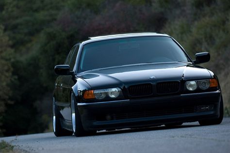 Stance e38 | E38 BMW 740iL Dumped Dumped Dumped! » BMW-e38-740i-745-slammed-sedan ... E38 Bmw, Bmw 740, Bmw 740i, Bmw Performance, Bmw E38, Bmw Wallpapers, Stance Cars, Bmw Love, Motor Works