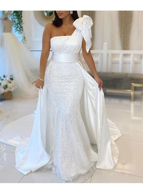 Wedding Dresses With Bow, Dresses With Bow, Wedding Frocks, Prom Dress With Train, Long Bridal Gown, Fashion Bride, Mrs Hudson, Bow Wedding Dress, White Mermaid