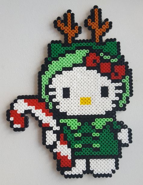 Hello Kitty Christmas Perler Beads, Perler Beads Holiday Patterns, Fuse Beads Christmas Patterns, Pearler Bead Christmas, Christmas Perler Bead Ideas, Christmas Melty Beads, Hello Kitty Perler Beads Pattern, Perler Bead Patterns Big, Perler Bead Patterns Christmas