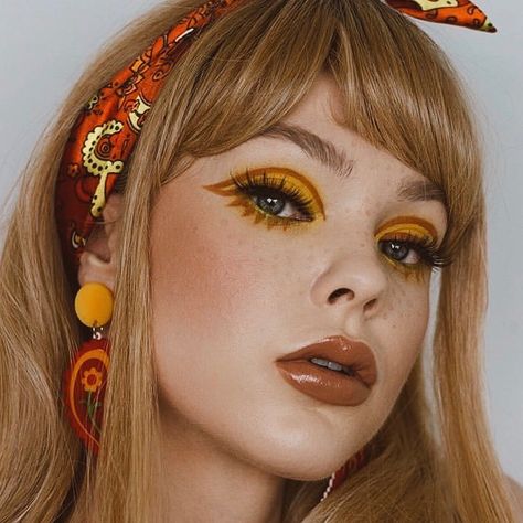 1970s Makeup Hippie, Hippie Makeup 70s, 70s Makeup Hippie, 70s Makeup Hippie 1970s, Disco Makeup 1970s, 70s Disco Hair, 70s Eye Makeup, 70’s Makeup, 70s Inspired Makeup