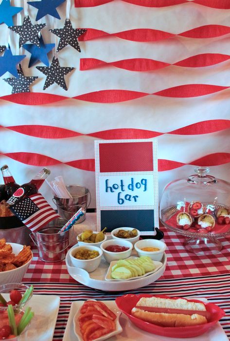 4th Of July Party Ideas, Hot Dog Party, Fourth Of July Cakes, Hot Dog Bar, Usa Party, American Party, Fourth Of July Decorations, 4th Of July Desserts, July Holidays