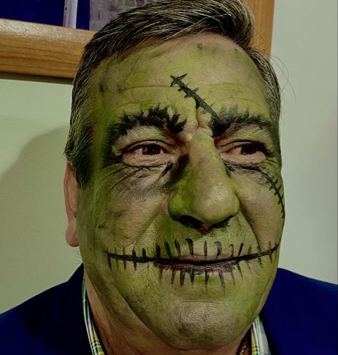 Maquillaje Frankenstein Halloween Halloween Makeup Frankenstein, Frankenstein Face Paint, Frankenstein Face, Painting Makeup, Frankenstein Halloween, Face Painting Halloween, Frankenstein, Face Painting, Halloween Makeup