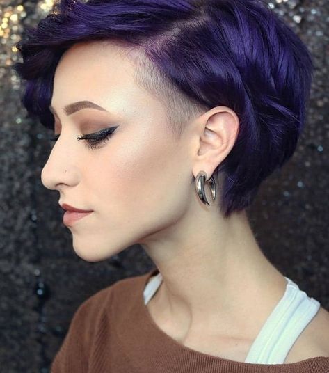 Purple Pixie Cut, Undercut Hair Designs, Purple Pixie, Undercut Designs, Dark Purple Hair, Asymmetrical Hairstyles, Hair Pixie, Hair Color Pink, Edgy Hair