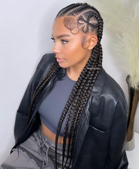 Cute Designs for Ghana Braids Fancy Braided Hairstyles, Ghana Braids Cornrows, Simple Fulani Braids, Braids To Try, Ghana Braid Styles, Ghana Braids Hairstyles, Feed In Braids, Fancy Braids, Women Braids