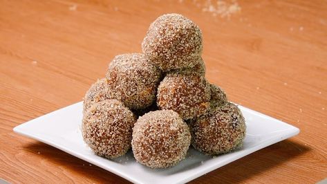 Tamarind Candy Recipe Jamaican Desserts, Foreign Recipes, Tamarind Recipes, Tamarind Candy, Trinidadian Recipes, Trinidad Recipes, Trini Food, Recipes Mexican, Clam Recipes