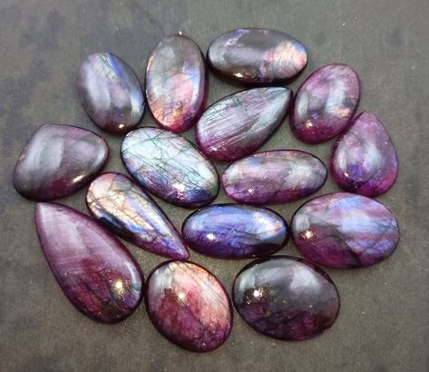 Natural Labradorite Purple Dyed gemstone Cabochon - Dyed Labradorite - AAA Labradorite Jewelry - Multi Jewelry Making Stone, Loose Gemstone by CabochonKingdom2021 on Etsy Labradorite Aesthetic, Diy Jewelry Pendants, Purple Dye, Color Quartz, Purple Labradorite, Labradorite Jewelry, Minerals And Gemstones, Unique Gemstones, Diy Schmuck