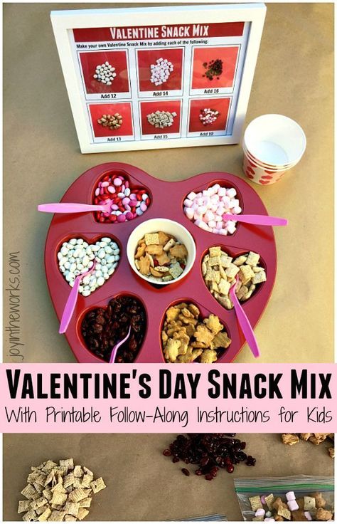 Kids Valentine Party, Valentines Party Food, Valentines Class Party, Kindergarten Valentines, Valentines Snacks, Valentinstag Party, Valentine's Day Crafts For Kids, Preschool Valentines, Valentine Activities