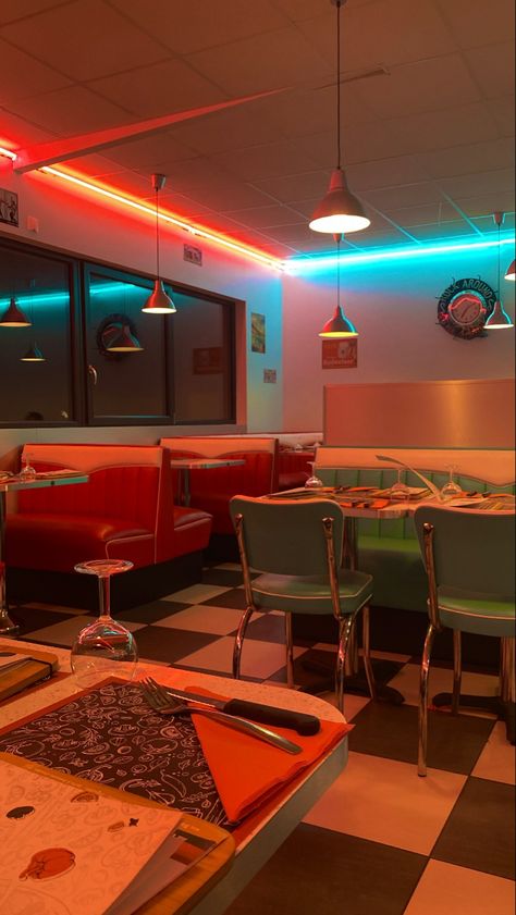 Diner Aesthetic, Diner Sign, Soul Punk, Soda Cup, 80s Neon, Pizza Bar, Retro Diner, American Diner, 80s Aesthetic