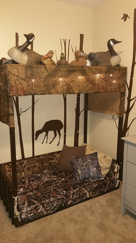 Western Theme House Ideas, Boys Duck Hunting Bedroom, Duck Hunting Home Decor, Duck Hunting Bedroom Ideas, Boys Hunting Theme Bedroom, Western Themed Nursery Boy, Hunting Kids Room, Hunting Nursery Theme, Rustic Kids Bedroom